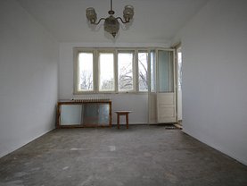 Apartament de vânzare 3 camere, în Bucuresti, zona Drumul Taberei