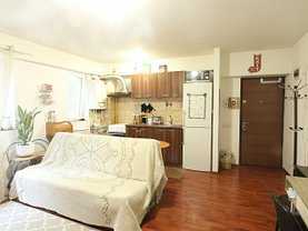 Apartament de vânzare 2 camere, în Bucureşti, zona Titan