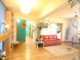 Apartament de vânzare 4 camere, în Bucureşti, zona Măgurele