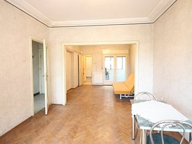 Apartament de vânzare 3 camere, în Bucureşti, zona P-ţa Romană