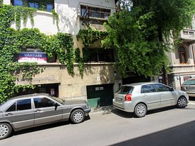 Casa de vânzare 8 camere, în Bucureşti, zona Cişmigiu