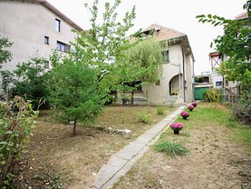 Casa de vânzare 6 camere, în Bucureşti, zona Casin