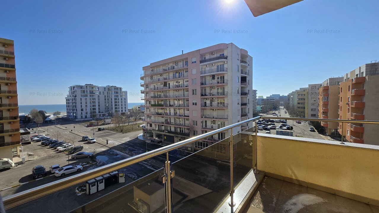 Summerland - Ap 3 camere , et 4/8 (mobilat /utilat)