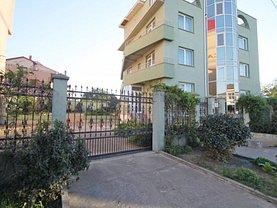 Casa de închiriat 12 camere, în Ovidiu, zona Sud