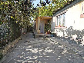 Casa de vânzare 3 camere, în Constanta, zona Bratianu