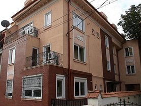 Penthouse de închiriat 4 camere, în Bucuresti, zona Aviatorilor