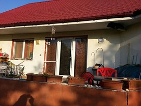 Casa de vânzare 4 camere, în Darza