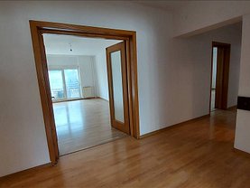 Apartament de închiriat 5 camere, în Bucureşti, zona Unirii