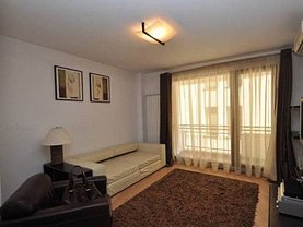 Apartament de vânzare 3 camere, în Bucureşti, zona Primăverii