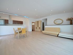 Apartament de vânzare 3 camere, în Bucureşti, zona Herăstrău