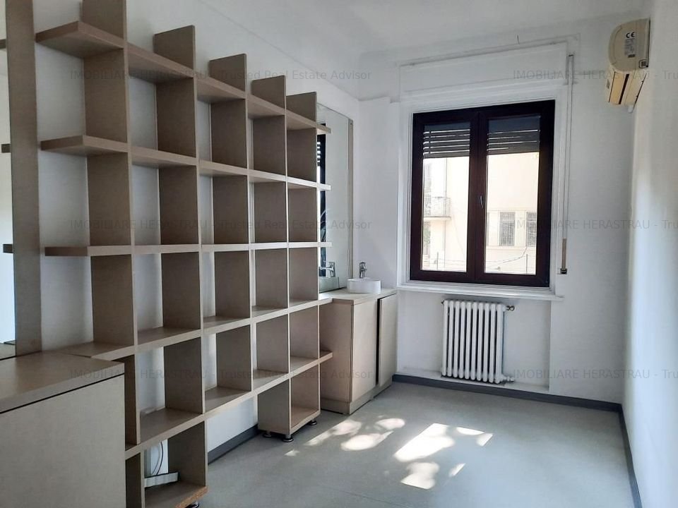 Dacia apartament in vila 7 camere