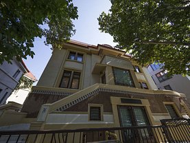 Casa de vânzare 13 camere, în Bucuresti, zona Capitale