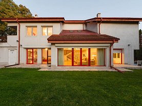 Casa de vânzare 9 camere, în Bucureşti, zona Iancu Nicolae