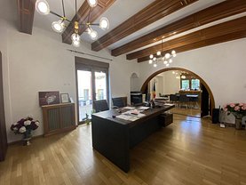 Casa de închiriat 9 camere, în Bucureşti, zona Herăstrău