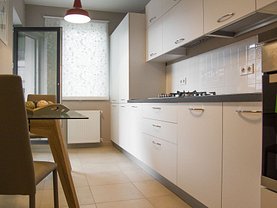 Apartament de vânzare 3 camere, în Bucuresti, zona Lujerului