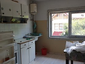 Apartament de vânzare 3 camere, în Snagov