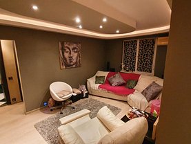 Apartament de vânzare 3 camere, în Bucureşti, zona Dristor
