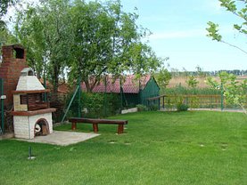Casa de vânzare sau de închiriat 6 camere, în Snagov