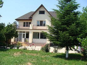 Casa de închiriat 6 camere, în Snagov