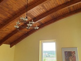 Casa de vânzare sau de închiriat 5 camere, în Snagov