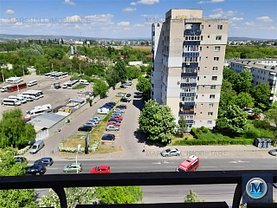 Apartament de vânzare 3 camere, în Ploieşti, zona Nord