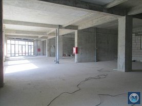 Vânzare spaţiu comercial