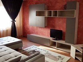 Apartament de închiriat 2 camere, în Constanta, zona Far
