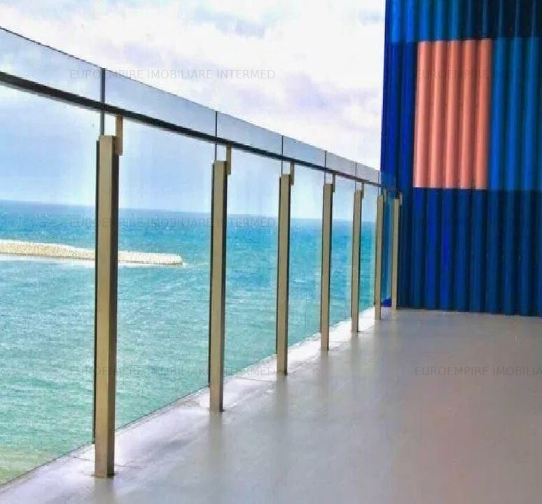 Apartament de vanzare in Constanta zona Faleza Nord vedere la Marea Neagra