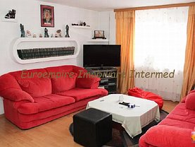 Casa de închiriat 5 camere, în Constanţa, zona Faleza Nord