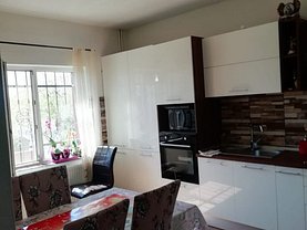 Casa de vanzare 5 camere, în Cumpana