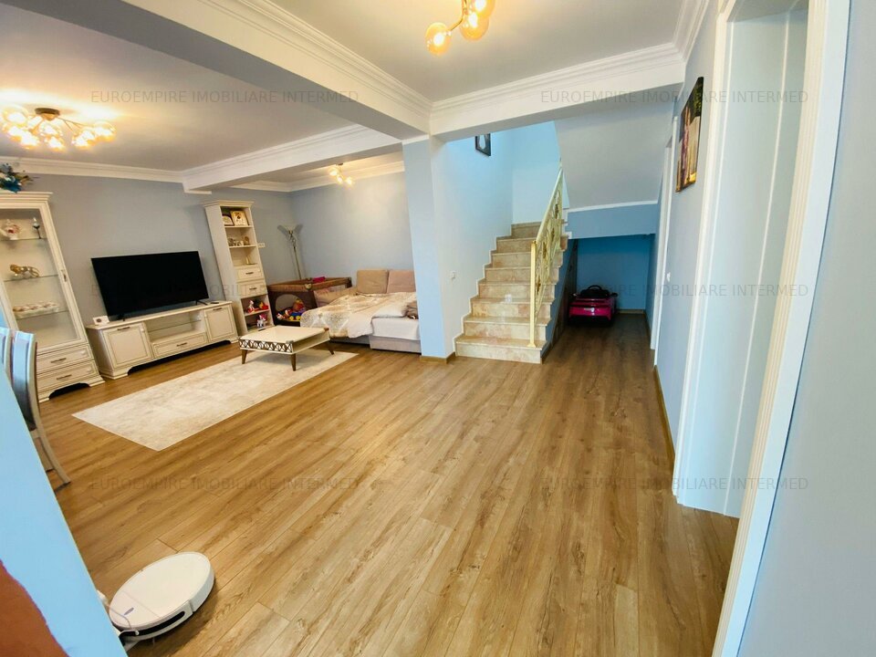 Vila moderna de inchiriat, LUMINA- cartier nou de vile, complex rezidential