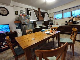 Apartament de vânzare 3 camere, în Bucureşti, zona Pipera