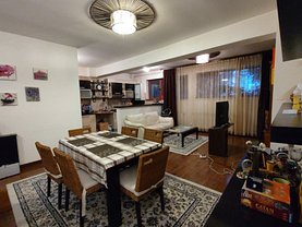 Apartament de vânzare 3 camere, în Bucureşti, zona Pipera