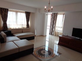 Apartament de închiriat 3 camere, în Pitesti, zona Ultracentral