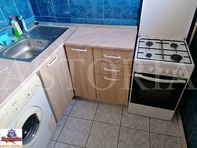 Apartament de vânzare 2 camere, în Pitesti, zona Trivale