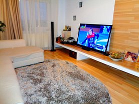 Apartament de vânzare 3 camere, în Piteşti, zona Dacia
