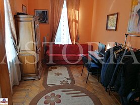 Casa de vânzare 7 camere, în Piteşti, zona Ultracentral