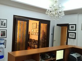 Apartament de închiriat 4 camere, în Bucuresti, zona Universitate