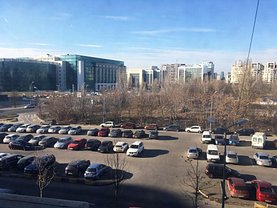 Apartament de vânzare 4 camere, în Bucuresti, zona Octavian Goga