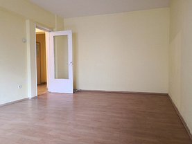 Apartament de vânzare 3 camere, în Bucuresti, zona P-ta Muncii