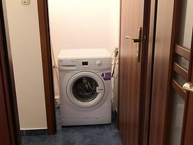 Apartament de închiriat 3 camere, în Bucuresti, zona Rahova