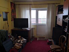 Apartament de vânzare 3 camere, în Bucuresti, zona 13 Septembrie