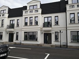 Casa de vânzare 5 camere, în Voluntari, zona Sud