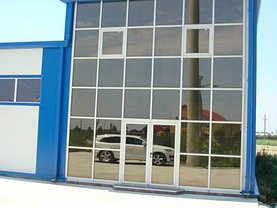 Vânzare spaţiu industrial