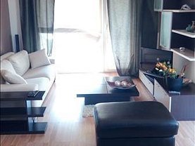 Apartament de vânzare 3 camere, în Bucureşti, zona Colentina