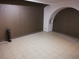 Închiriere birou