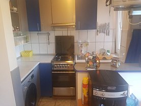 Apartament de vânzare 3 camere, în Sibiu, zona Cedonia