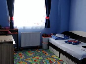 Apartament de vânzare 3 camere, în Sibiu, zona Turnisor
