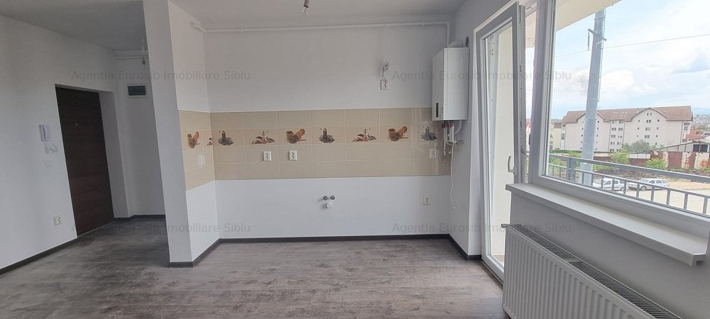 Apartament cu 2 camere finisat la cheie, zona Turnisor - imaginea 0 + 1