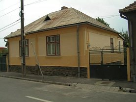 Casa de vânzare 3 camere, în Sibiu, zona Lazaret